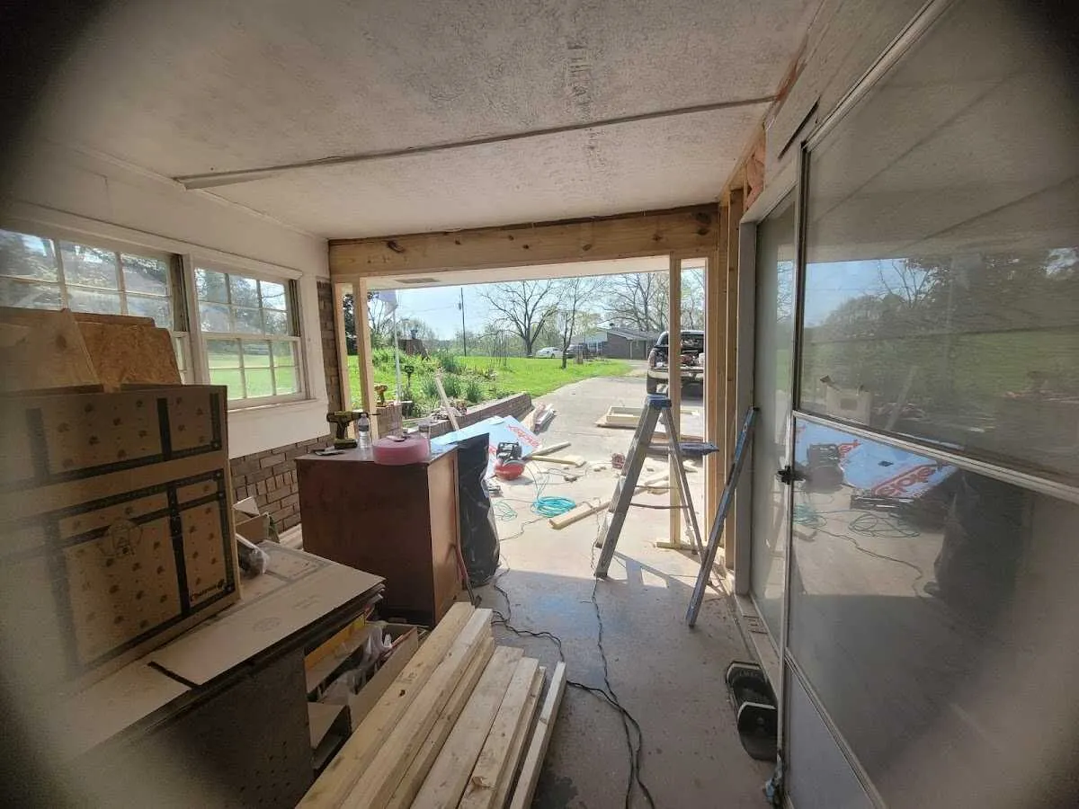 Air movers and dehumidifier for Drying & Dehumidification in West Goshen